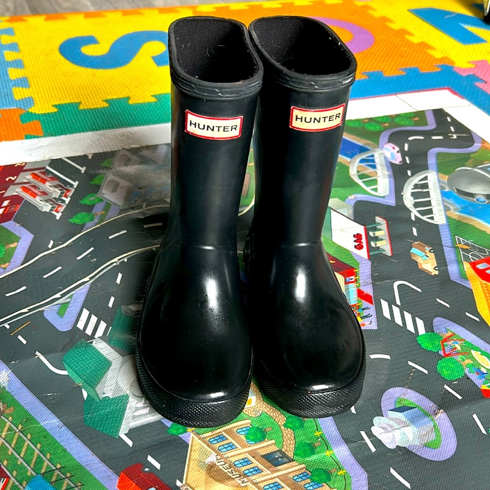 Little Boy Hunter Rain Boots size 11 GUC